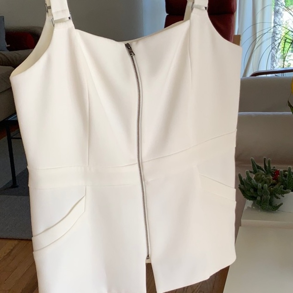BCBG top